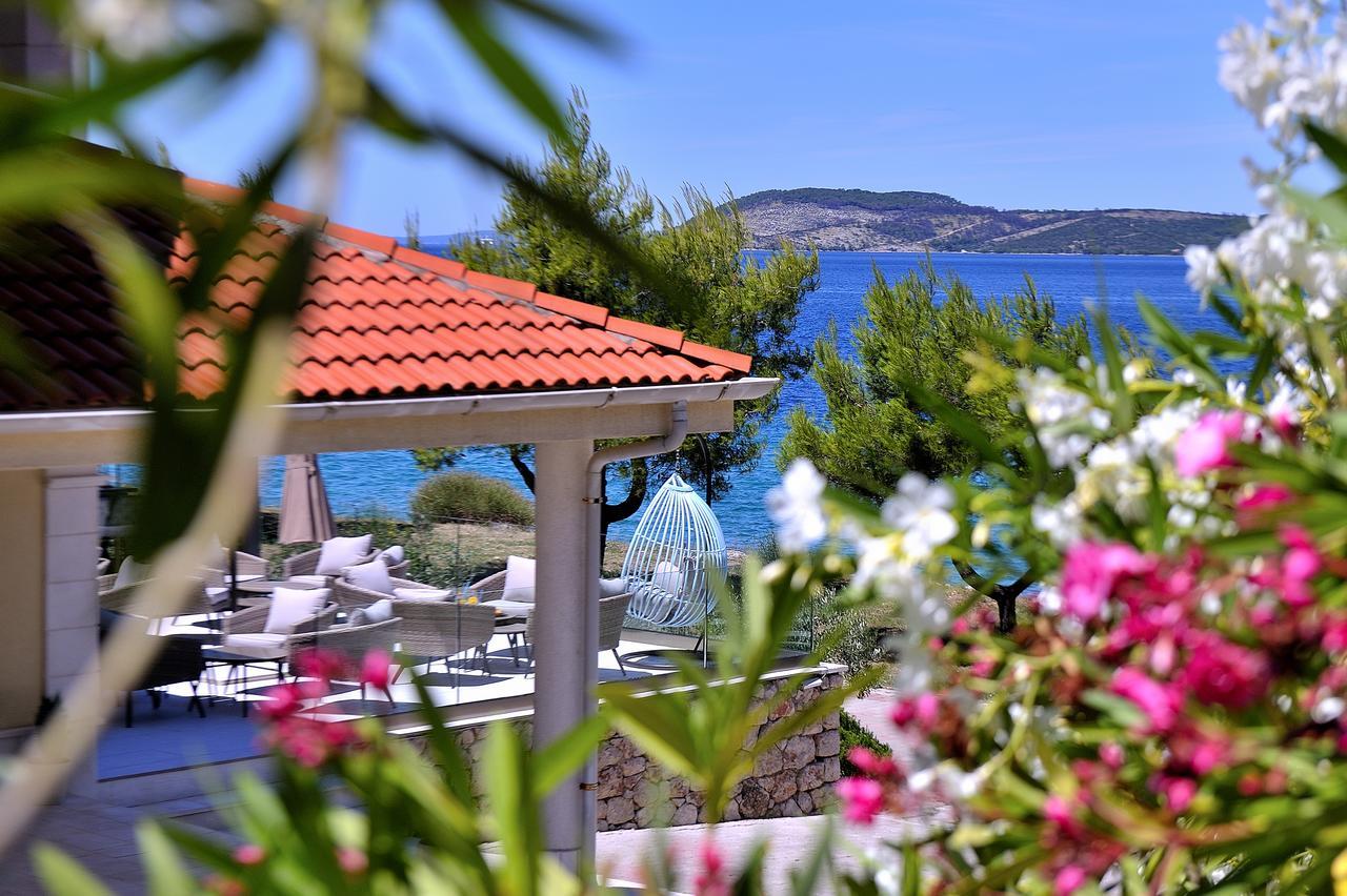 Hotel Antica-Seafront Hotel With Comfortable Rooms And Pool Stari Grad  Exteriér fotografie